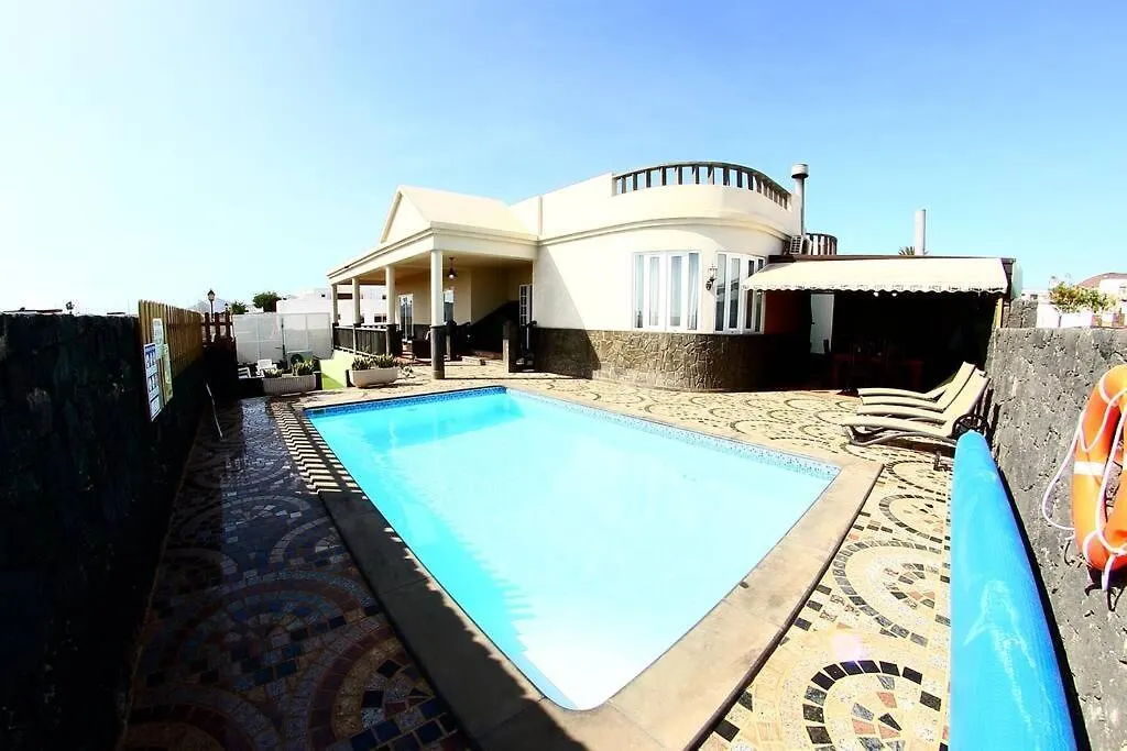 Tahiche Casa Villa Portuguesa